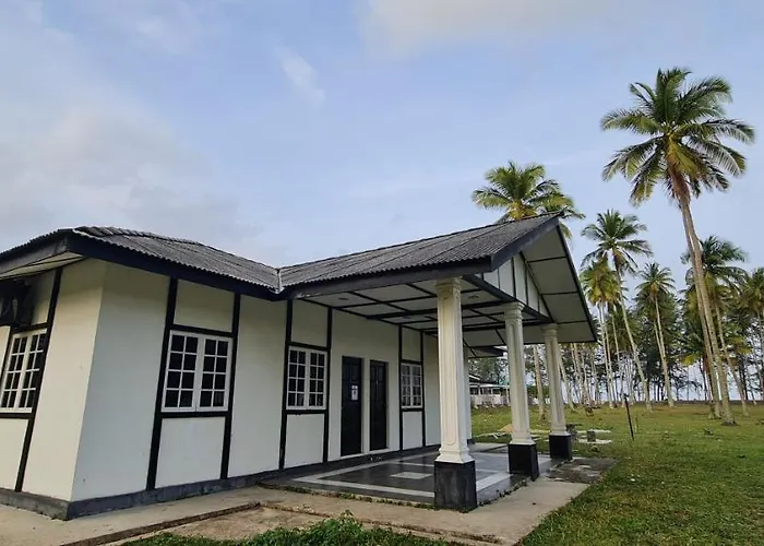 The Saddle Resort