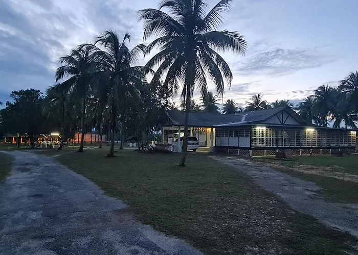 The Saddle Resort